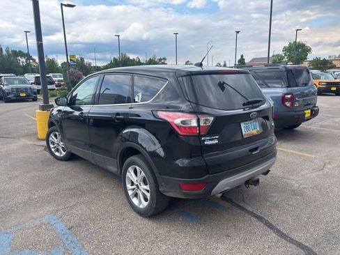 Used 2017 Ford Escape SE AWD/4WD image 5