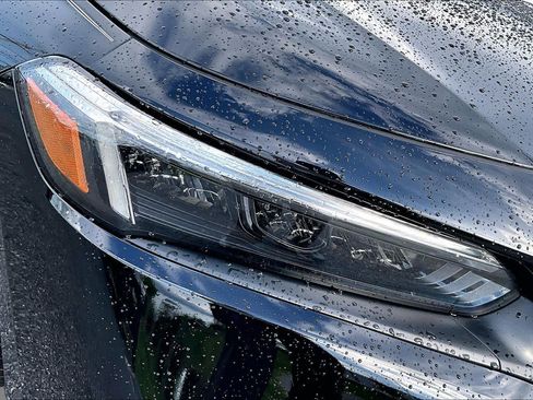 Used 2023 Honda Civic Sport image 28