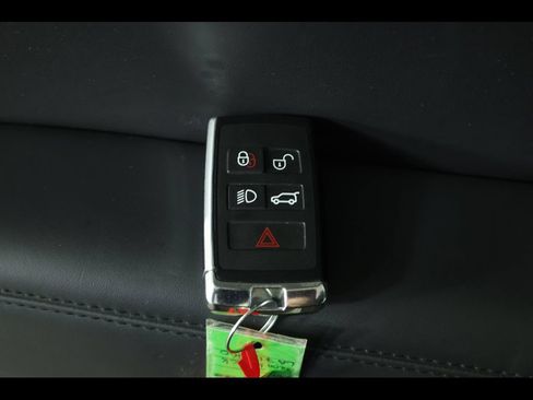 Used 2020 Land Rover Range Rover Sport SVR AWD/4WD image 29