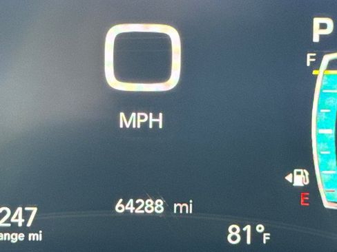 Used 2022 Chrysler Pacifica Touring-L FWD image 10
