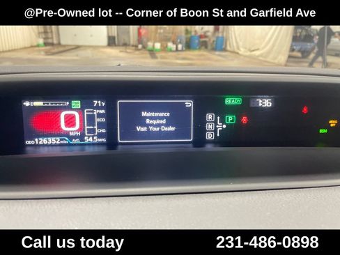 Used 2016 Toyota Prius Four FWD image 18