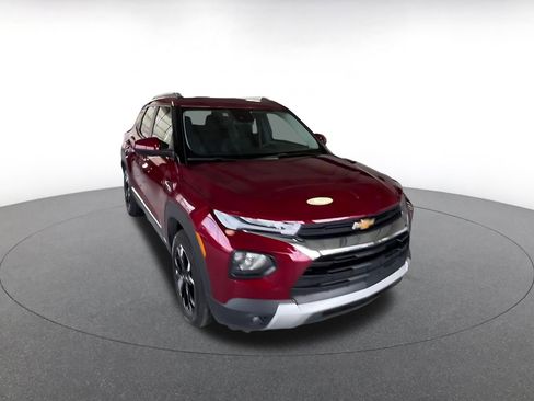 Used 2023 Chevrolet TrailBlazer LT w/ Convenience Package image 3