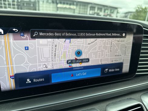 Used 2024 Mercedes-Benz GLE 350 4MATIC image 19