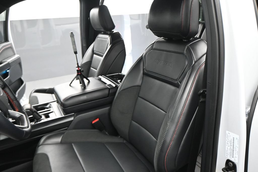 Used 2025 Ford F150 Raptor AWD/4WD image 19