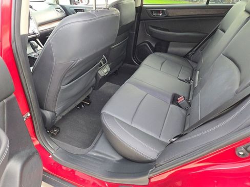 Used 2018 Subaru Outback 2.5i Limited AWD/4WD image 16