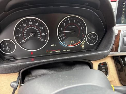 Used 2018 BMW 330i Sedan RWD image 12
