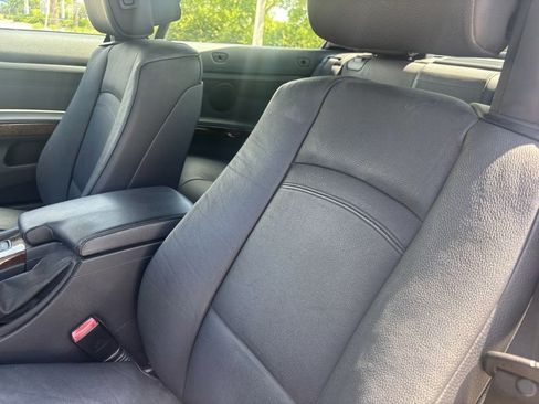 Used 2010 BMW 328i Convertible w/ Premium Pkg RWD image 14