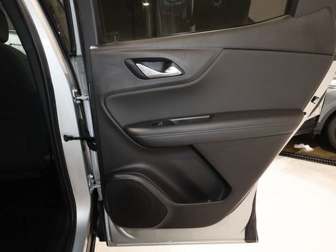 Used 2020 Chevrolet Blazer LT image 19