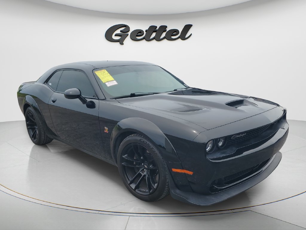 Used 2021 Dodge Challenger R/T Scat Pack RWD image 3