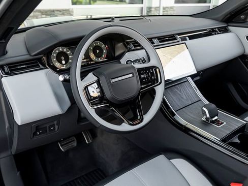New 2026 Land Rover Range Rover Velar Dynamic SE AWD/4WD image 16