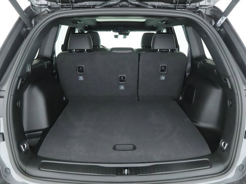 New 2026 Jeep Grand Cherokee Limited w/ Limited Altitude Package image 15