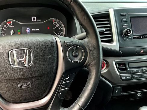 Used 2017 Honda Ridgeline RTL image 13