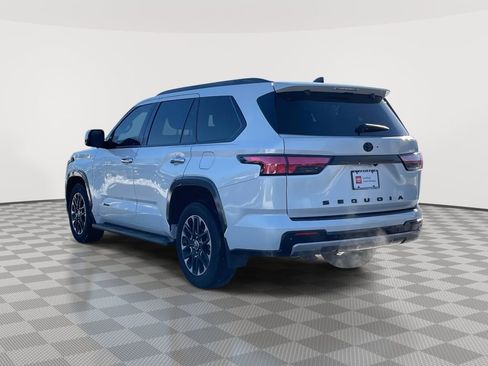 Used 2023 Toyota Sequoia Limited image 5