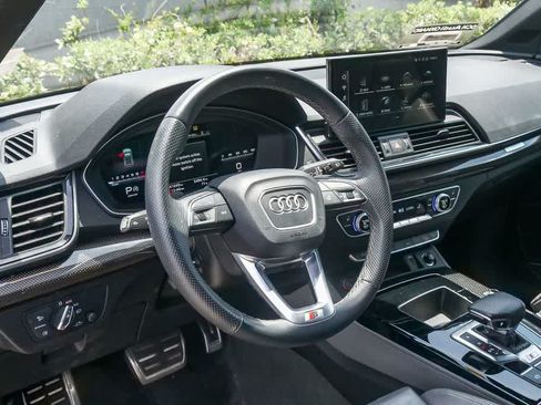 Used 2023 Audi SQ5 Premium Plus w/ Premium Plus Package AWD/4WD image 18