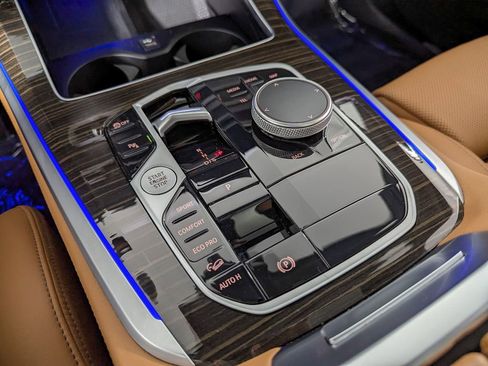 Certified 2024 BMW X5 xDrive40i w/ Premium Package image 38