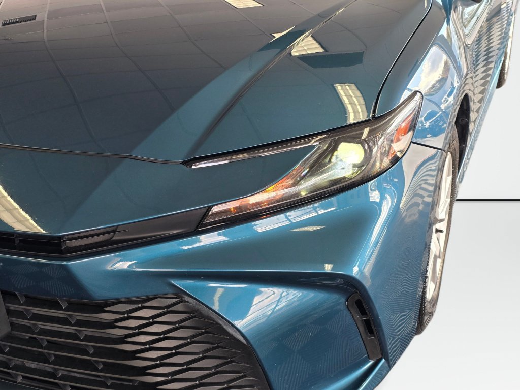 Used 2025 Toyota Camry LE w/ Convenience Package FWD image 10