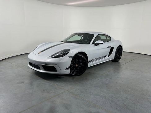 Used 2024 Porsche 718 Cayman RWD image 1