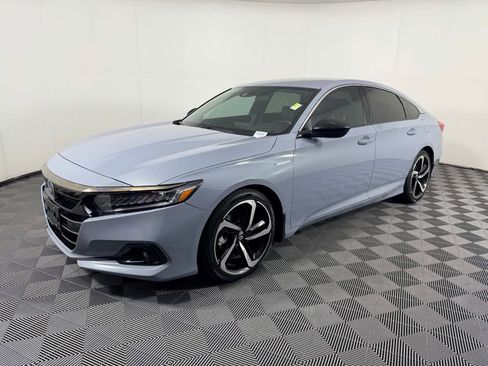 Used 2022 Honda Accord Sport image 9