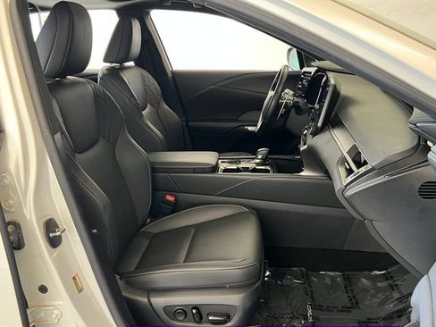 Used 2025 Lexus RX 350 Premium w/ Accessory Package FWD image 46