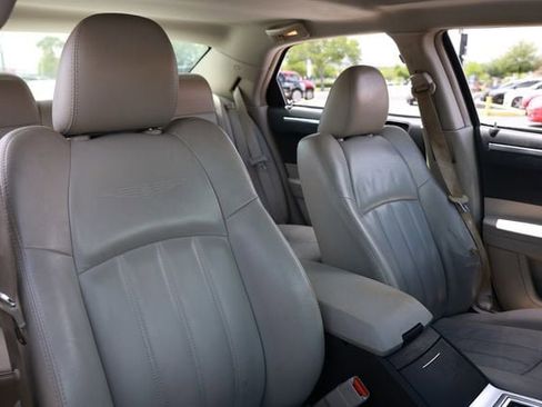 Used 2006 Chrysler 300 C w/ Protection Group II RWD image 19