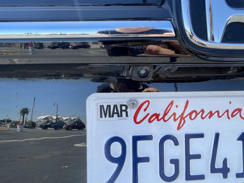 Used 2023 Honda Odyssey EX-L image 19