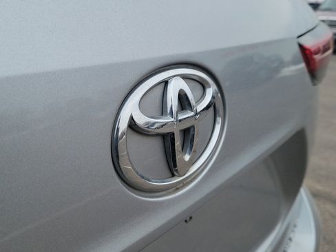 Used 2021 Toyota Highlander Platinum image 6