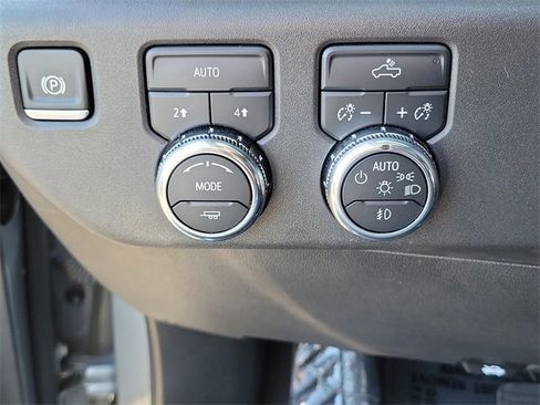 Used 2024 GMC Sierra 1500 Elevation image 20