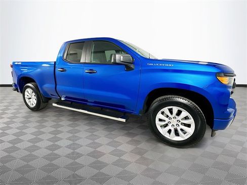 Used 2024 Chevrolet Silverado 1500 Custom image 8