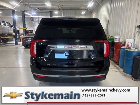 Used 2021 GMC Yukon XL SLT image 5