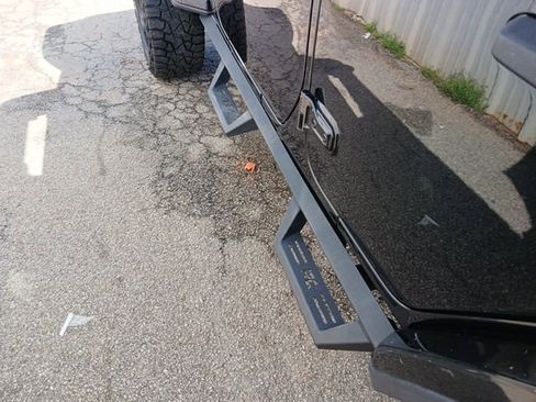 Used 2018 Jeep Wrangler Unlimited Rubicon image 8