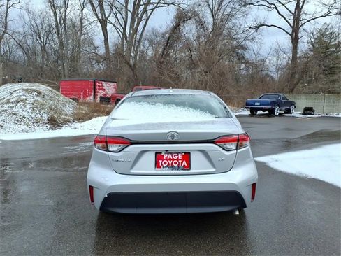 Certified 2025 Toyota Corolla LE image 6