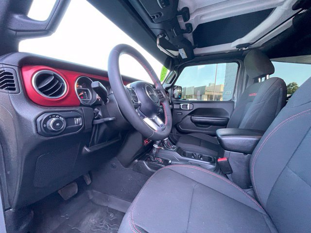 Used 2023 Jeep Wrangler Unlimited Rubicon AWD/4WD image 10