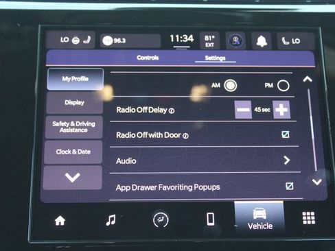 Used 2025 Jeep Grand Cherokee Altitude RWD image 30