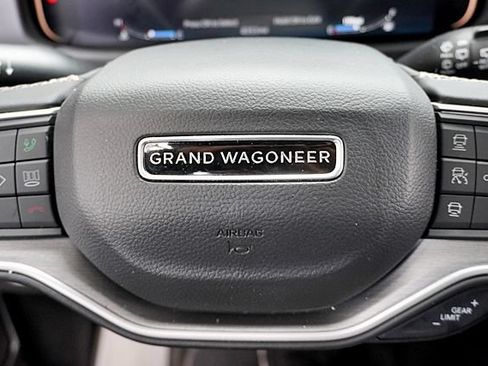 Used 2026 Jeep Grand Wagoneer Limited AWD/4WD image 40