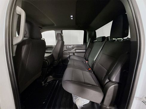 New 2026 GMC Sierra 2500 Pro w/ Convenience Package image 16