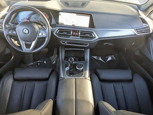 Used 2021 BMW X5 xDrive40i w/ Premium Package image 19