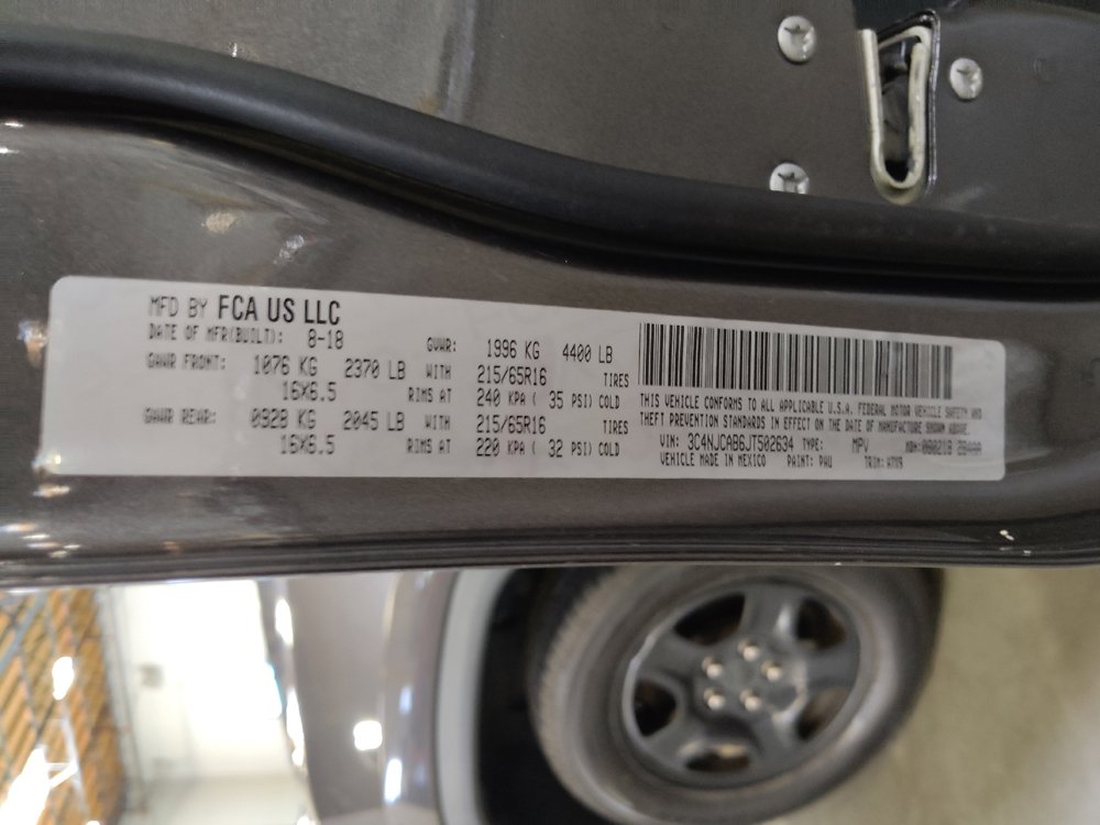 Used 2018 Jeep Compass Sport FWD image 33