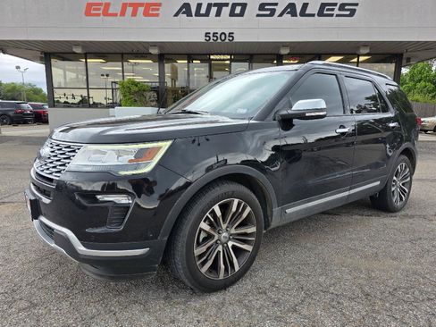 Used 2019 Ford Explorer Platinum AWD/4WD image 1
