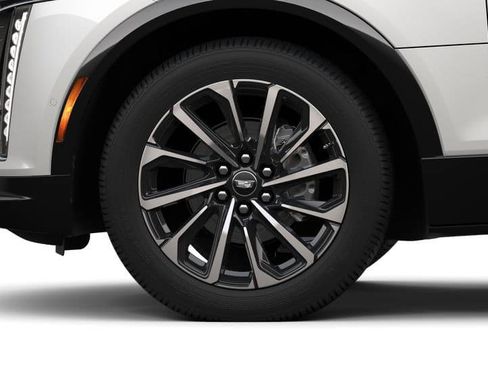 New 2025 Cadillac Lyriq Sport image 30