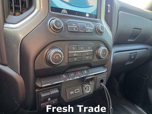 Used 2022 Chevrolet Silverado 2500 LT w/ Z71 Off-Road Package AWD/4WD image 13