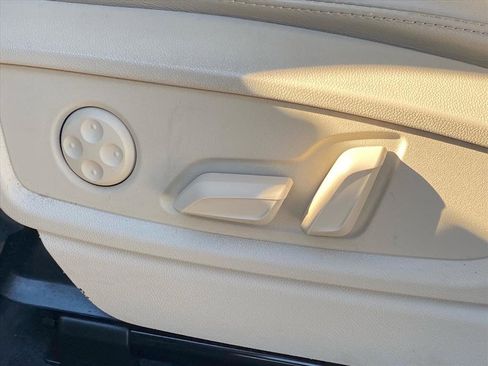 Used 2023 Audi Q5 2.0T Premium Plus w/ Premium Plus Package image 11