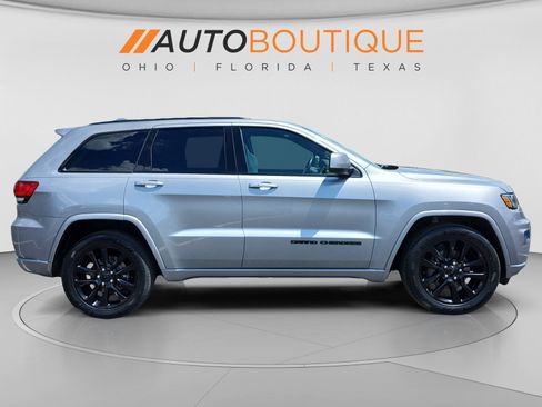 Used 2019 Jeep Grand Cherokee Altitude RWD image 7
