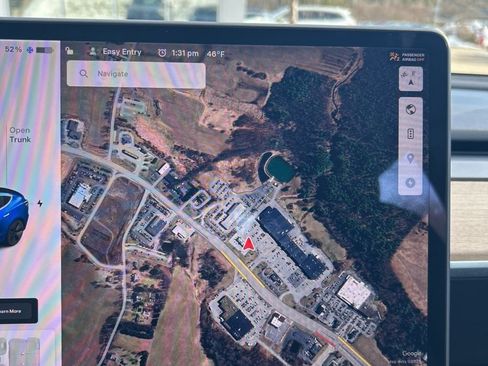 Used 2018 Tesla Model 3 Long Range image 11