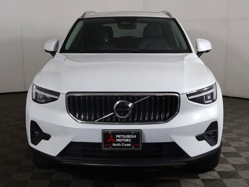 Used 2023 Volvo XC40 B5 Plus w/ Protection Package Premier AWD/4WD image 13