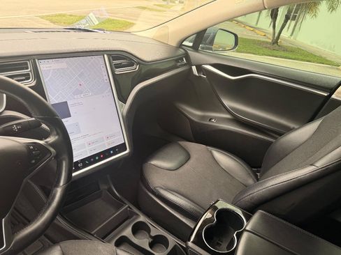 Used 2015 Tesla Model S 85 RWD image 18