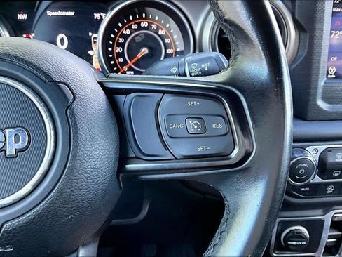 Used 2018 Jeep Wrangler Unlimited Sport S AWD/4WD image 21