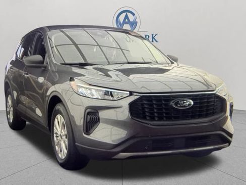 Used 2023 Ford Escape Active AWD/4WD image 5