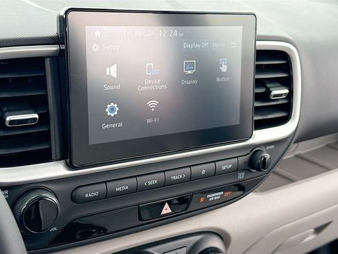 New 2026 Hyundai Venue SEL FWD image 10