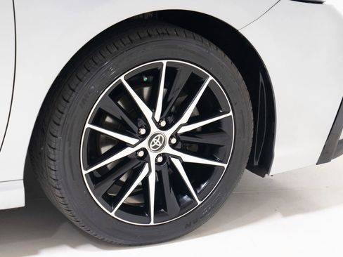 Used 2022 Toyota Camry SE image 63