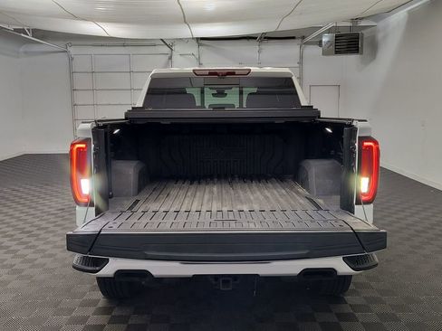 Used 2021 GMC Sierra 1500 AT4 w/ AT4 Value Package AWD/4WD image 19